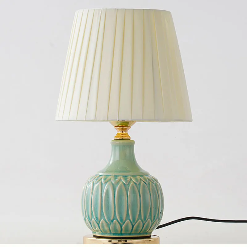 American Ceramic Desk Lamp European Living Room Study Bedroom Bedside Lamp Simple Modern Luxurious Warm Nordic Fabric Table Lamp - Image 3